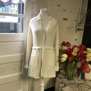 Knit Sweater Coat LARGE IVORY. BELTED. SOOOO NICE
